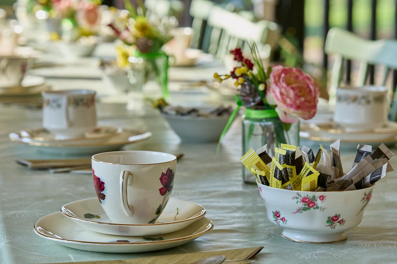 Afternoon Tea For 2 Signature Gift Box